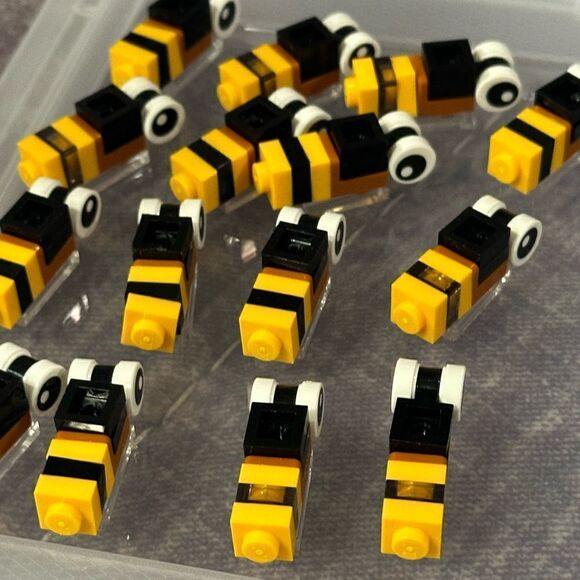 Lego Bee’s 15 total genuine Lego parts. Great to add to Lego flower sets. - Picture 4 of 12